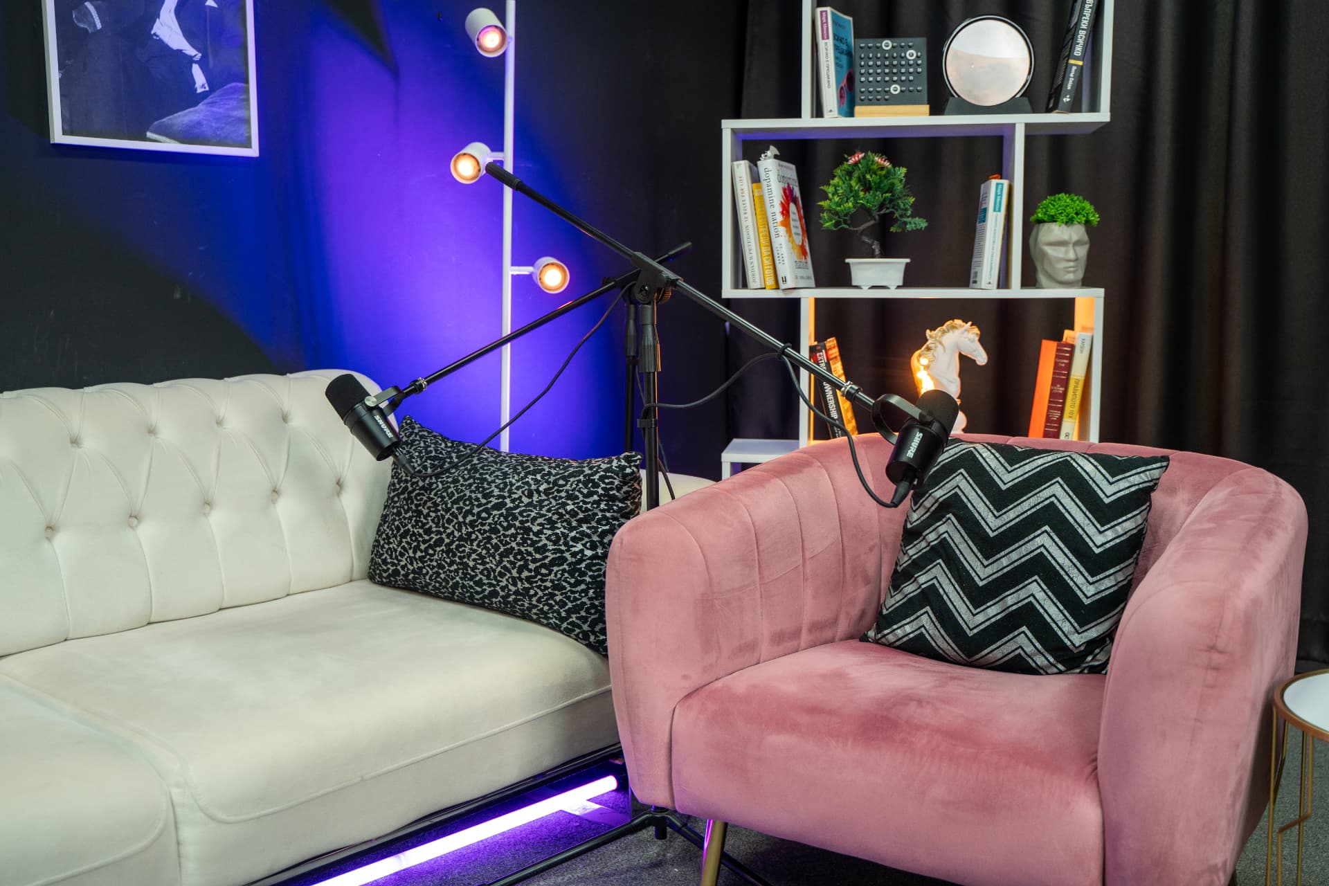 Сет в Late Night Studio 2